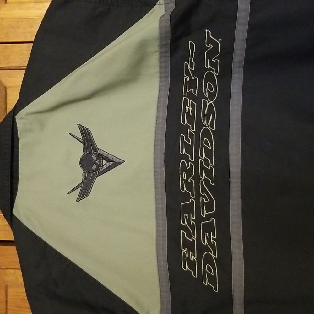 Men's Harley Davidson button down shirt - Picture 5 of 5